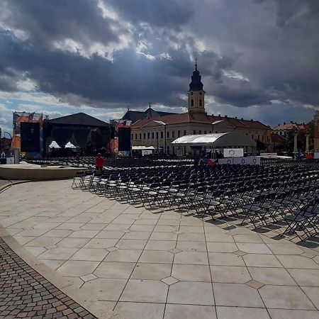 Luna Oradea Extérieur photo