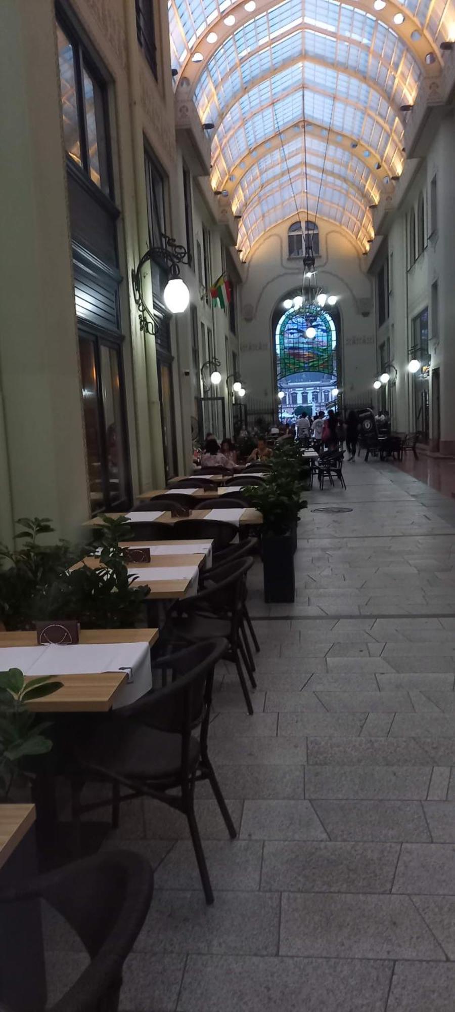 Luna Oradea Extérieur photo